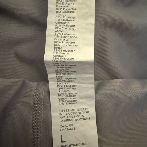 Fabletics - Picture 4 of 5